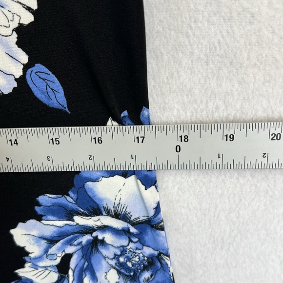 WHBM Knit Dress Sz M Black/Blue V-Neck 3/4 Sleeves Flared Hem Flounce Like New - Picture 10 of 11